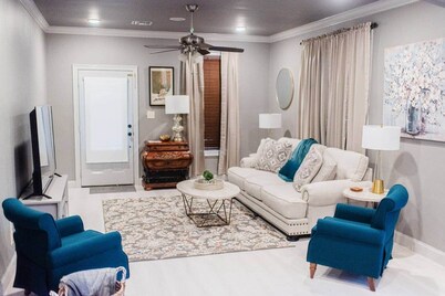 Country Cottage King Suite-7mi to  Sports Complex
