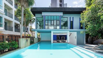 Piscina all'aperto
