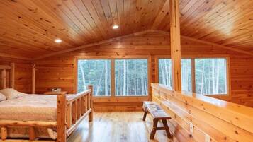 4 bedrooms, WiFi, bed sheets