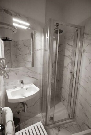 Kamar Quadruple | Kamar mandi