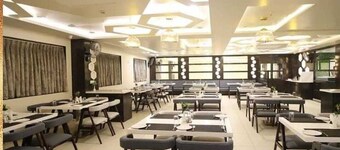 Hotel The Grand Kaushalya