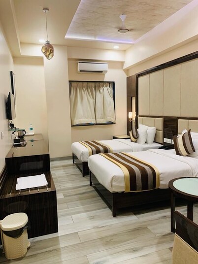 Hotel The Grand Kaushalya