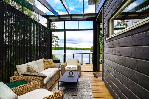 Villa Ritva - Modern - Lakefront - Hot Tub