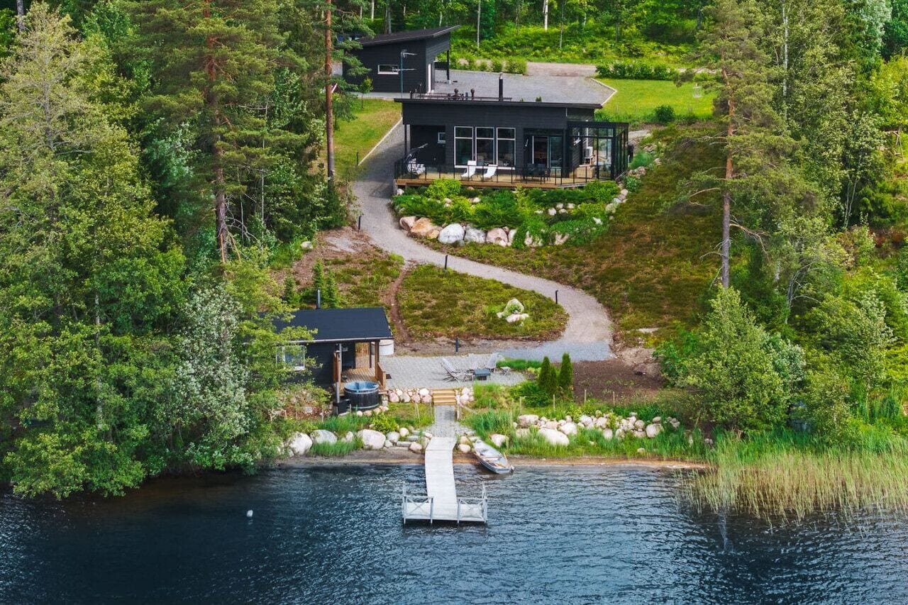 المنشأة من الخارج