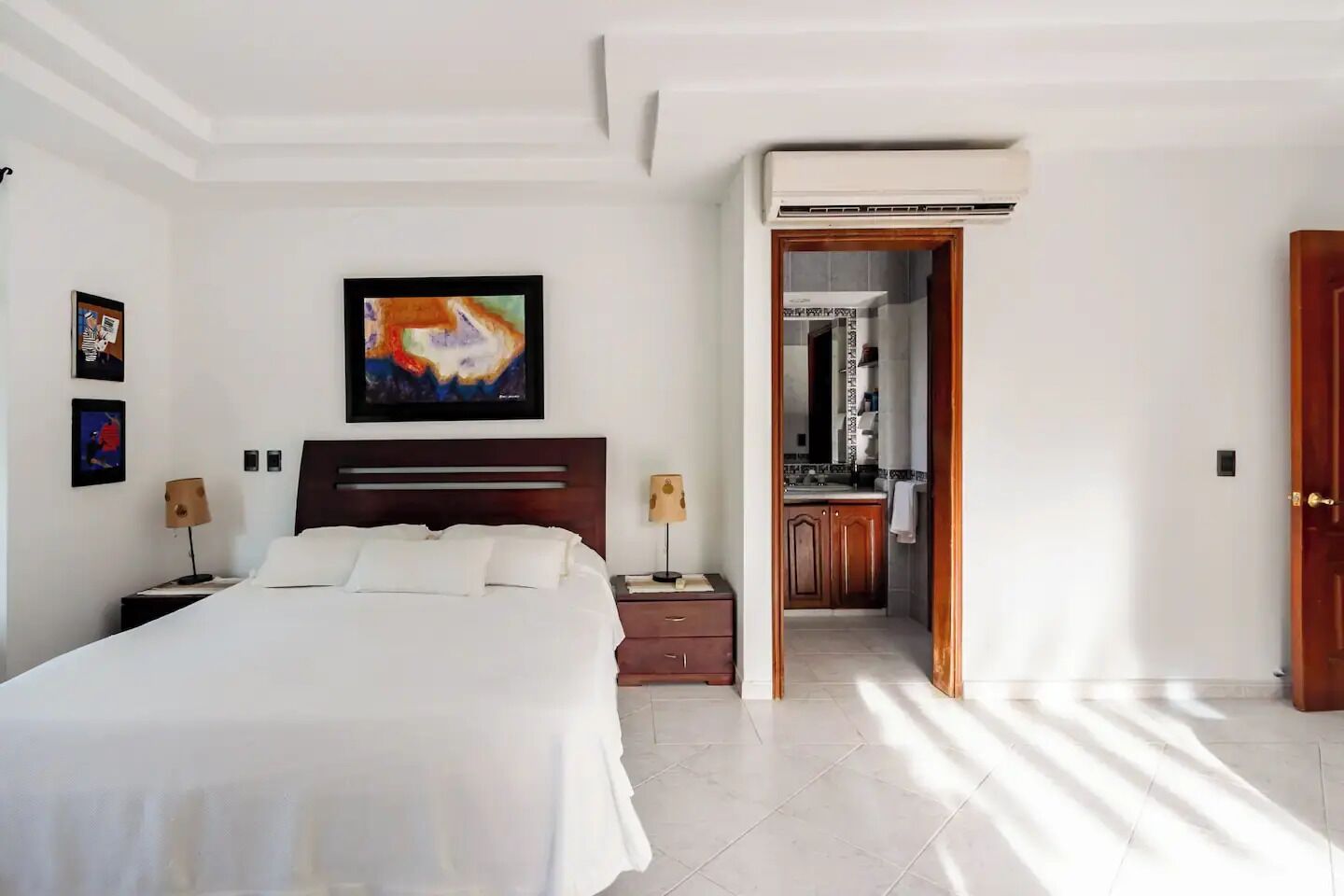 5 間睡房、書桌、免費 Wi-Fi、床單