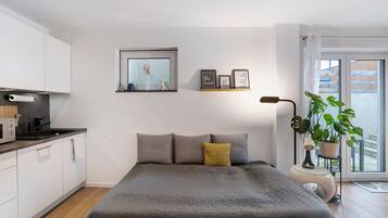 1 bedroom, iron/ironing board, free WiFi, bed sheets