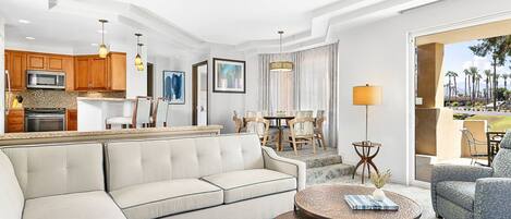 Smart-TV, DVD-Player, Tischfußball, Tischtennisplatte