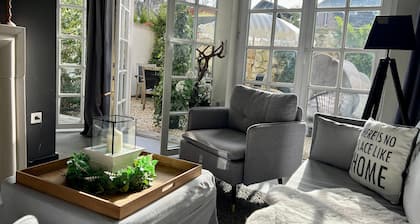 Ferienwohnung 'Gästewohnung Am See - La Maison' mit privater Sauna und Terrasse in Strandnähe