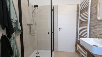 Dusche, Haartrockner