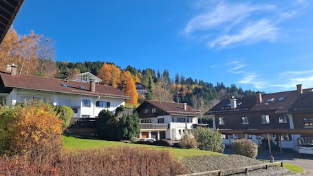 Exterior. Apartment 'Ferienwohnung Hörnleblick' with Balcony and Wi-Fi