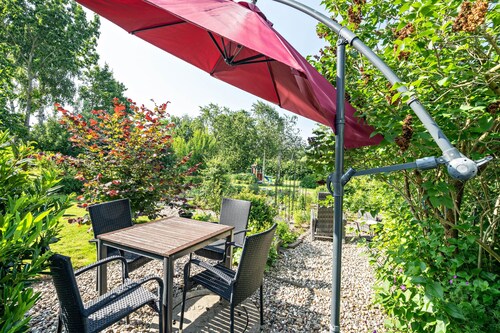 Ferienwohnung 1 Schulze" mit Gemeinschaftsgarten, Balkon und WLAN