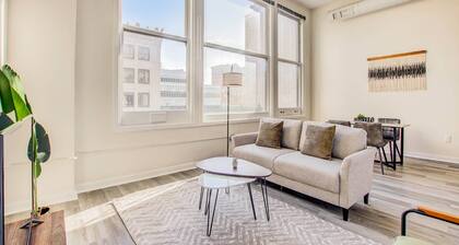 TWO CozySuites Apt w Skybridge Access 3