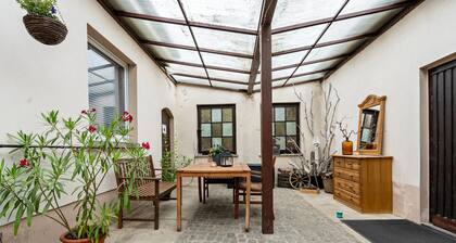 Apartment 'Fewo Am Wald Erdgeschoss' with Shared Terrace, Shared Garden and Wi-Fi