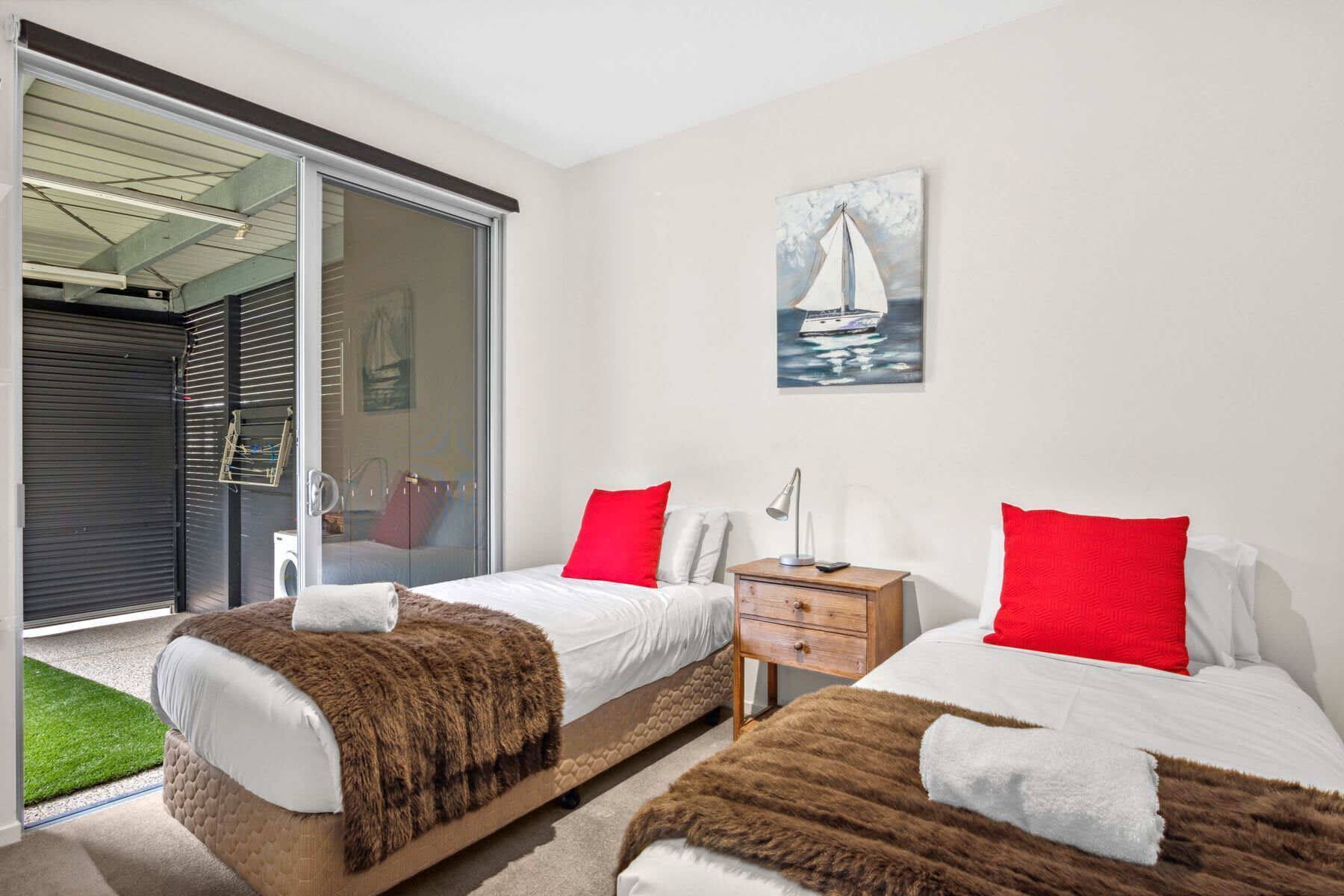 3 bedrooms, desk, iron/ironing board, WiFi