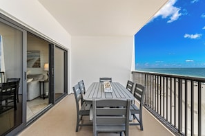 Outdoor dining - Sea for Miles at The Palms 603! (Orange Beach)