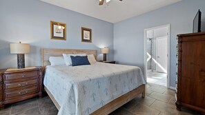 4 Schlafzimmer, Bügeleisen/Bügelbrett, WLAN, Bettwäsche