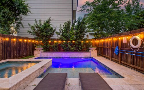 Elegant 3BR 3.5Bath Home with Private Pool