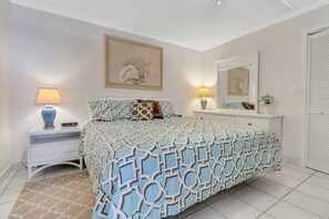 1 slaapkamer, een strijkplank/strijkijzer, gratis wifi, beddengoed
