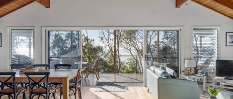 Fernseher, Arbeitsbereiche