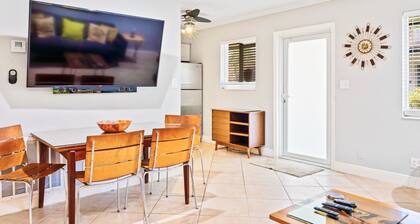 Wilton Manors 2BR Charm Walk to the Drive