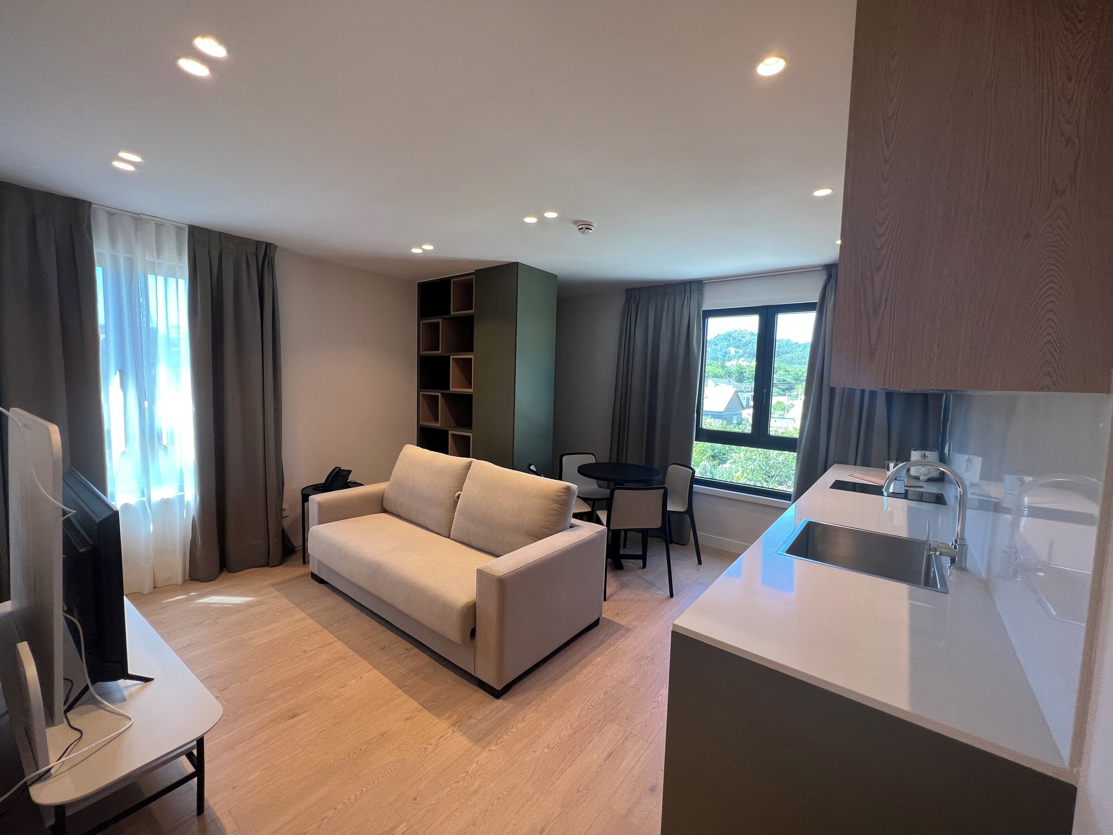 Apartment, Balcony, Courtyard View | Desk, laptop workspace, iron/ironing board, free WiFi