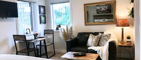 1 habitación, caja de seguridad en la habitación, wifi y ropa de cama