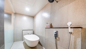 Basic Room | Bathroom - Hotel cherbourg (Gwangmyeong)
