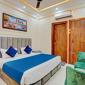 Deluxe Room | 1 bedroom - Kashvi Residency (Greater Noida)