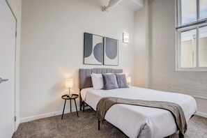 Apartment | 4 bedrooms, desk, iron/ironing board, free WiFi - TWO CozySuites Apt w Skybridge Access 4 (Indianapolis)