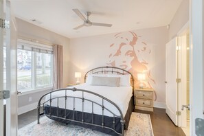 3 soverom, reiseseng for barn, wi-fi (inkludert) og sengetøy