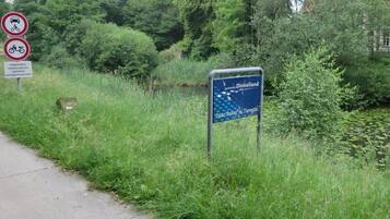 Enceinte de lâhĂ©bergement