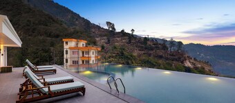 Lemon Tree Premier Budhanilkanth