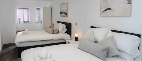 2 bedrooms, desk, iron/ironing board, travel crib