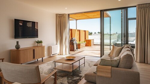 95 Hardy Street Apartment 2