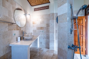 Apartamento | Banheiro | Toalhas de banho