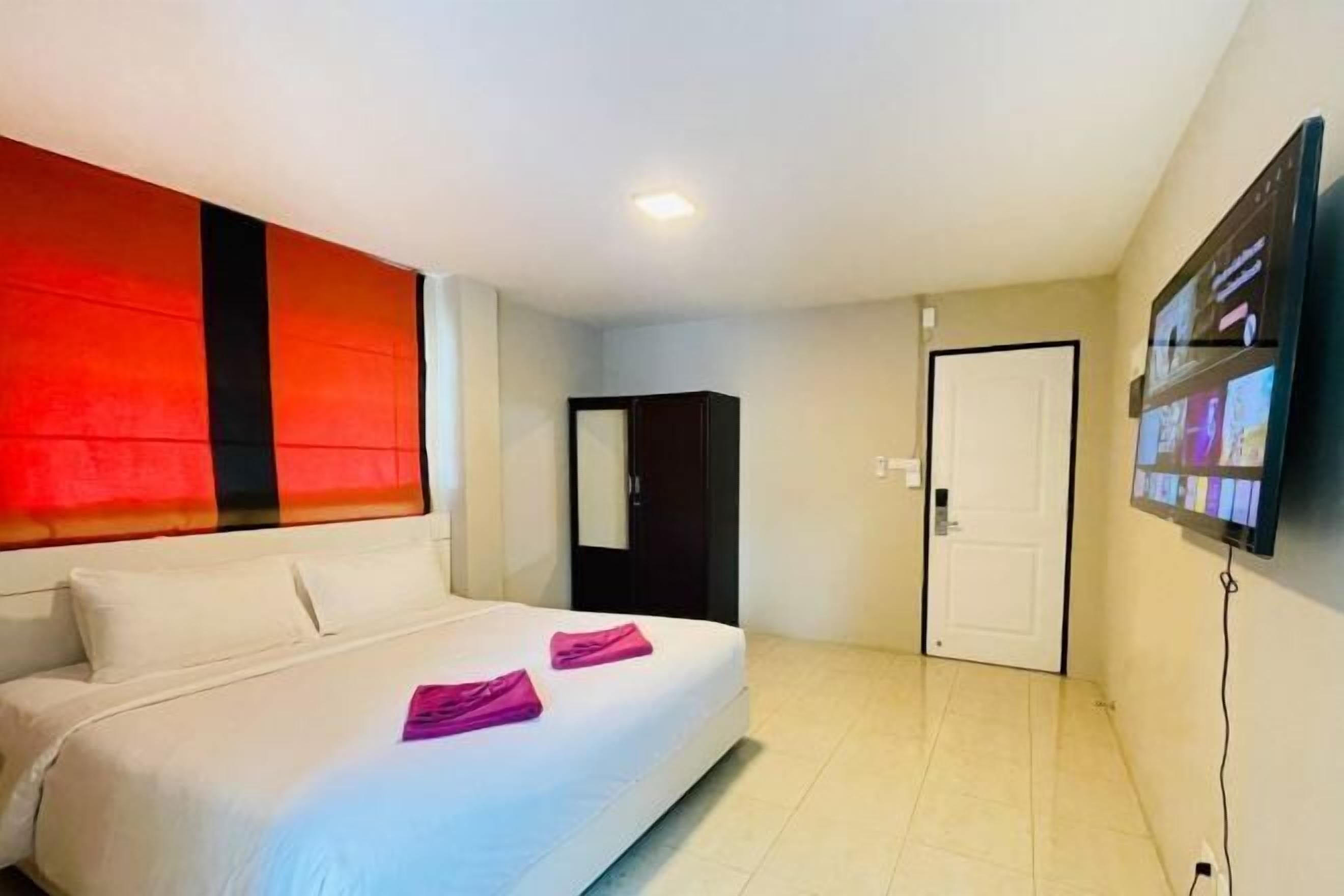 Tallelokero huoneessa, yksilöllisesti sisustettu