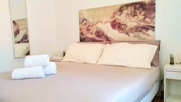 2 soveværelser, strygejern/strygebræt, sengetøj