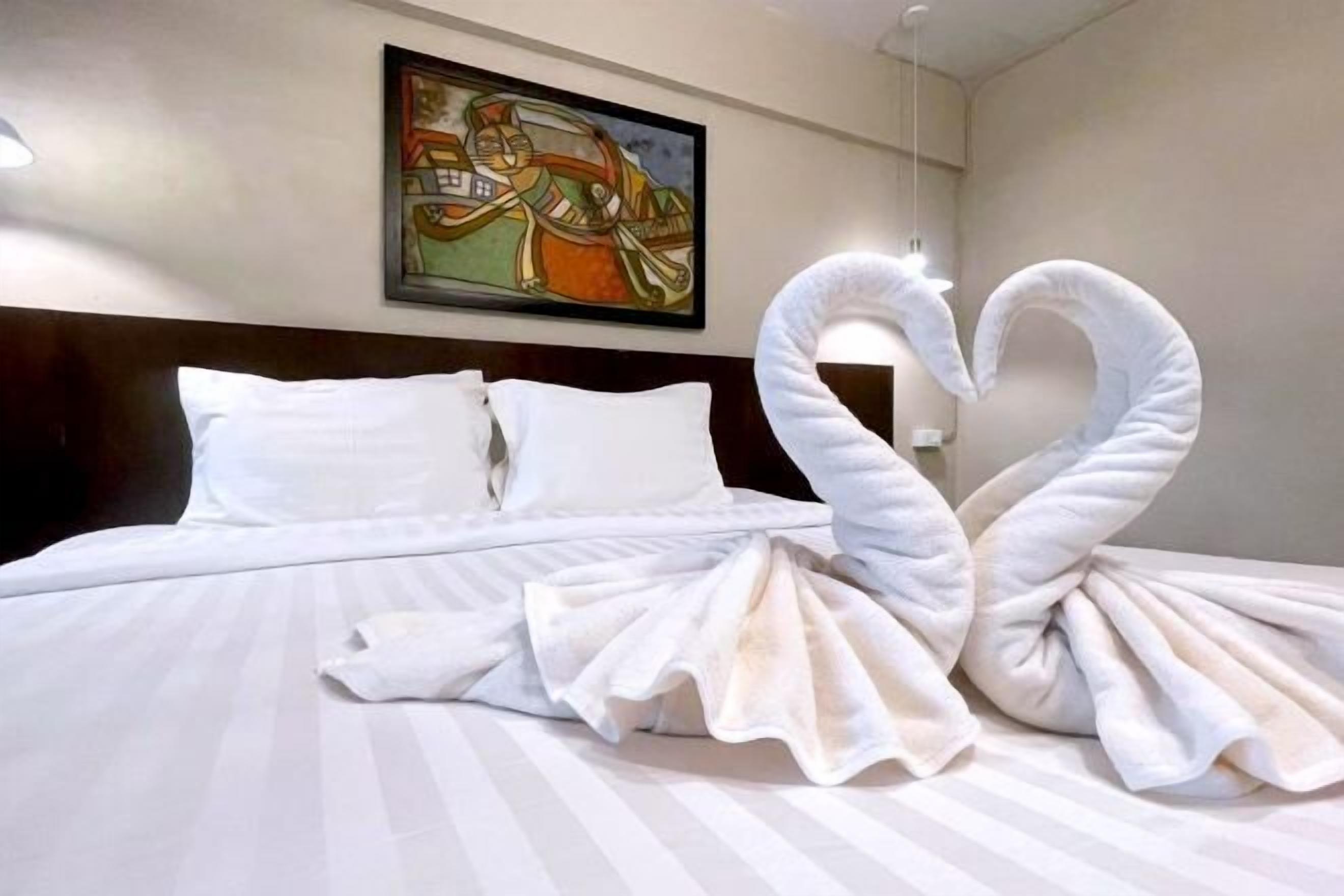 客房內保險箱、獨特裝潢、布置獨特、書桌