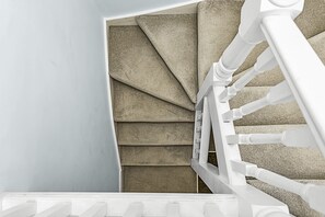 Basic Apartment | Interior - Superb Clapham Duplex (London)