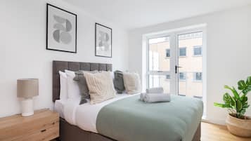 Apartamento City | 2 dormitorios, decoración individual, mobiliario individual