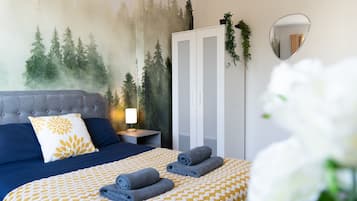 4 bedrooms, iron/ironing board, free WiFi, bed sheets