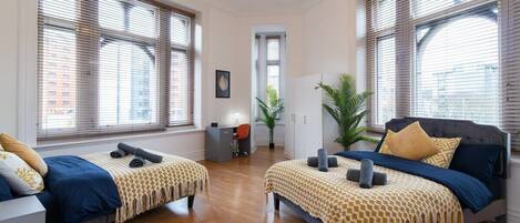 2 camere, ferro/asse da stiro, Wi-Fi gratuito, lenzuola