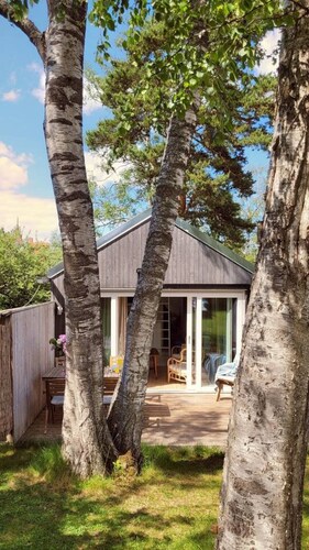 Sparkling newly built house close to city & nature