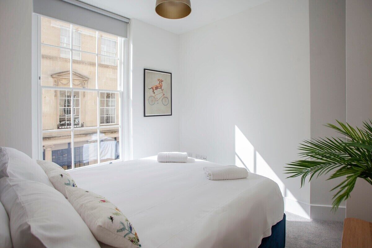 2 bedrooms, desk, iron/ironing board, travel cot