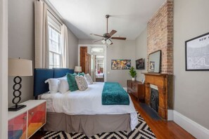 3 quartos, escrivaninha, ferros/tábuas de passar roupa, Wi-Fi