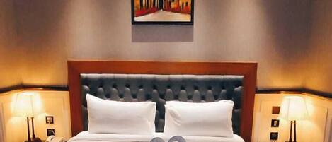 Standard Room, 1 Bedroom, Balcony, City View | 1 bedroom, Egyptian cotton sheets, premium bedding, pillowtop beds