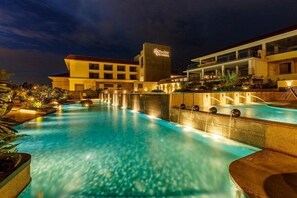 Kolam renang terbuka