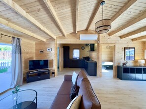 Living area - Casa de Madera La Parcela (Alhaurín el Grande)