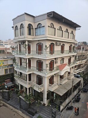 Front of property - Hotel Rio Benaras (Varanasi)