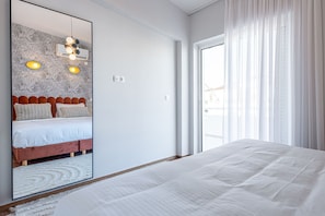 2 chambres, fer et planche à repasser, Wi-Fi, literie fournie